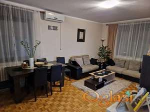 **KONFORAN STAN KOD DETELINARSKE PIJACE**